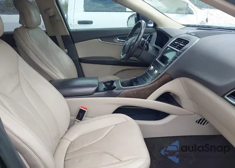 2016 Lincoln Mkx Reserve z USA, uszkodzony, nr VIN 2LMTJ6LR8GBL67096